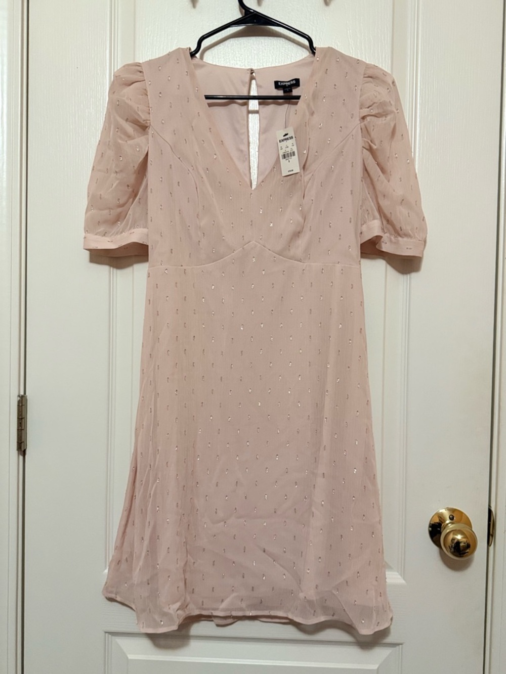 NWT Express Dusty Pink V-Neck Short Sleeve Mini Dress - Picture 8 of 8